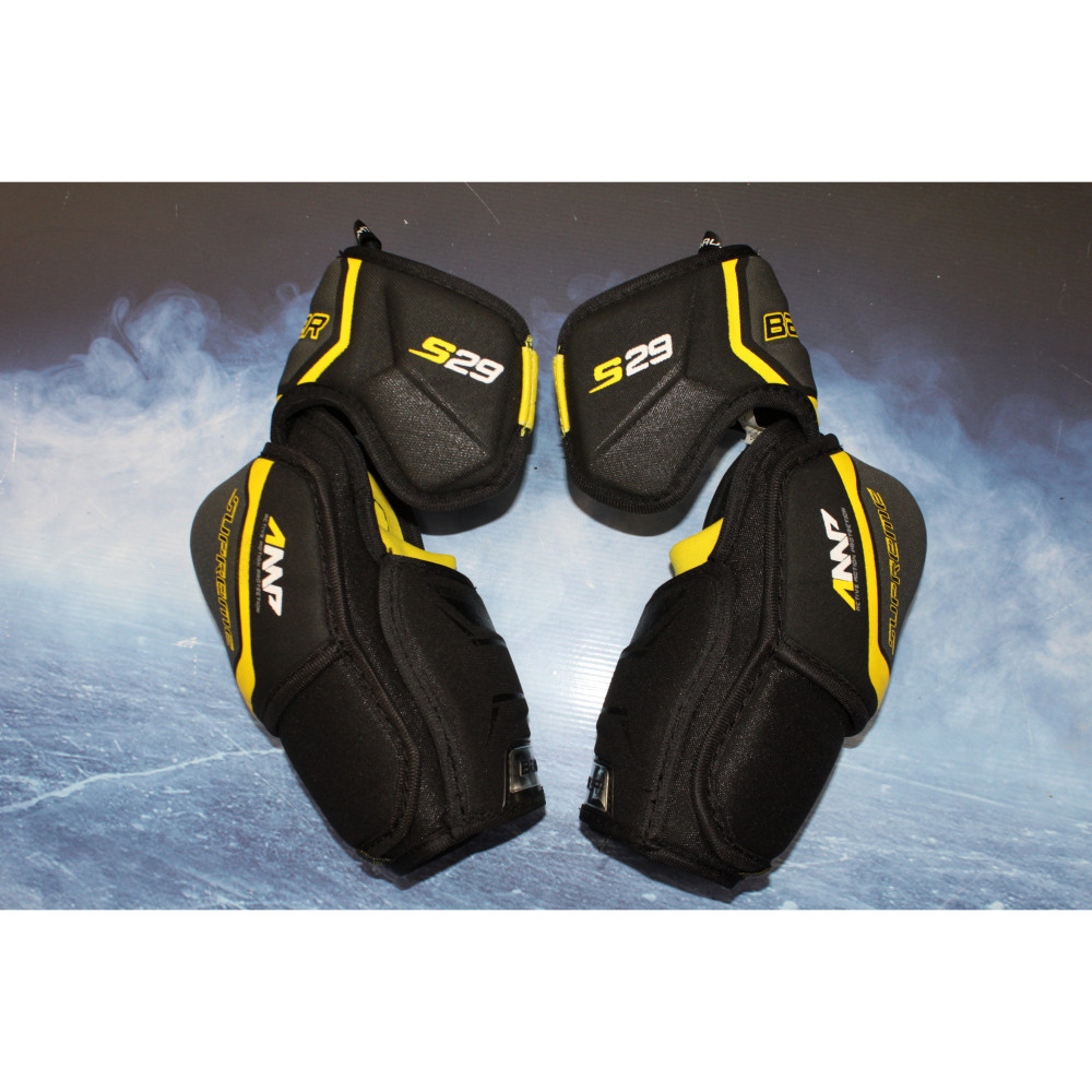 BAUER SUPREME S29 KYYNÄRSUOJAT SR-L