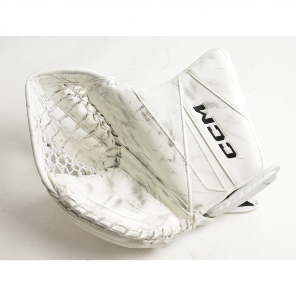 CCM Axis 2.9 Full Right Catcher SR