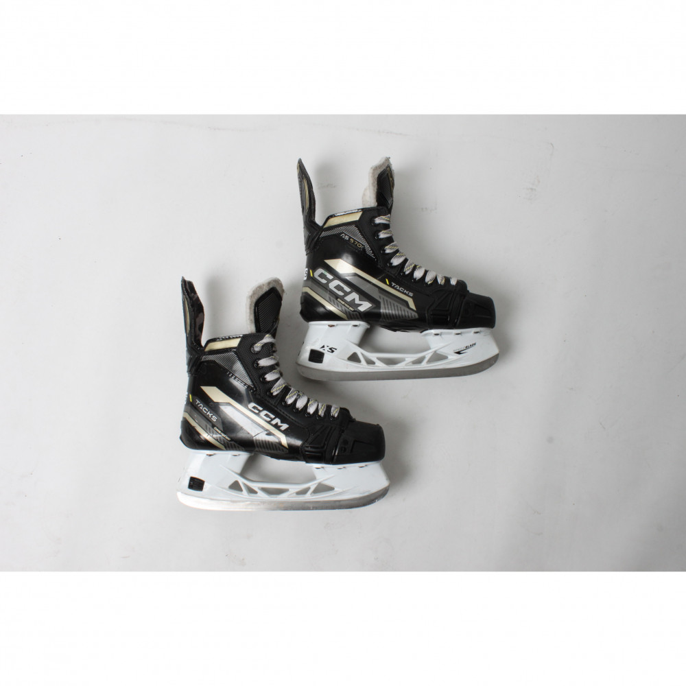 CCM TACKS AS570 SKATES 37.5 / 4R