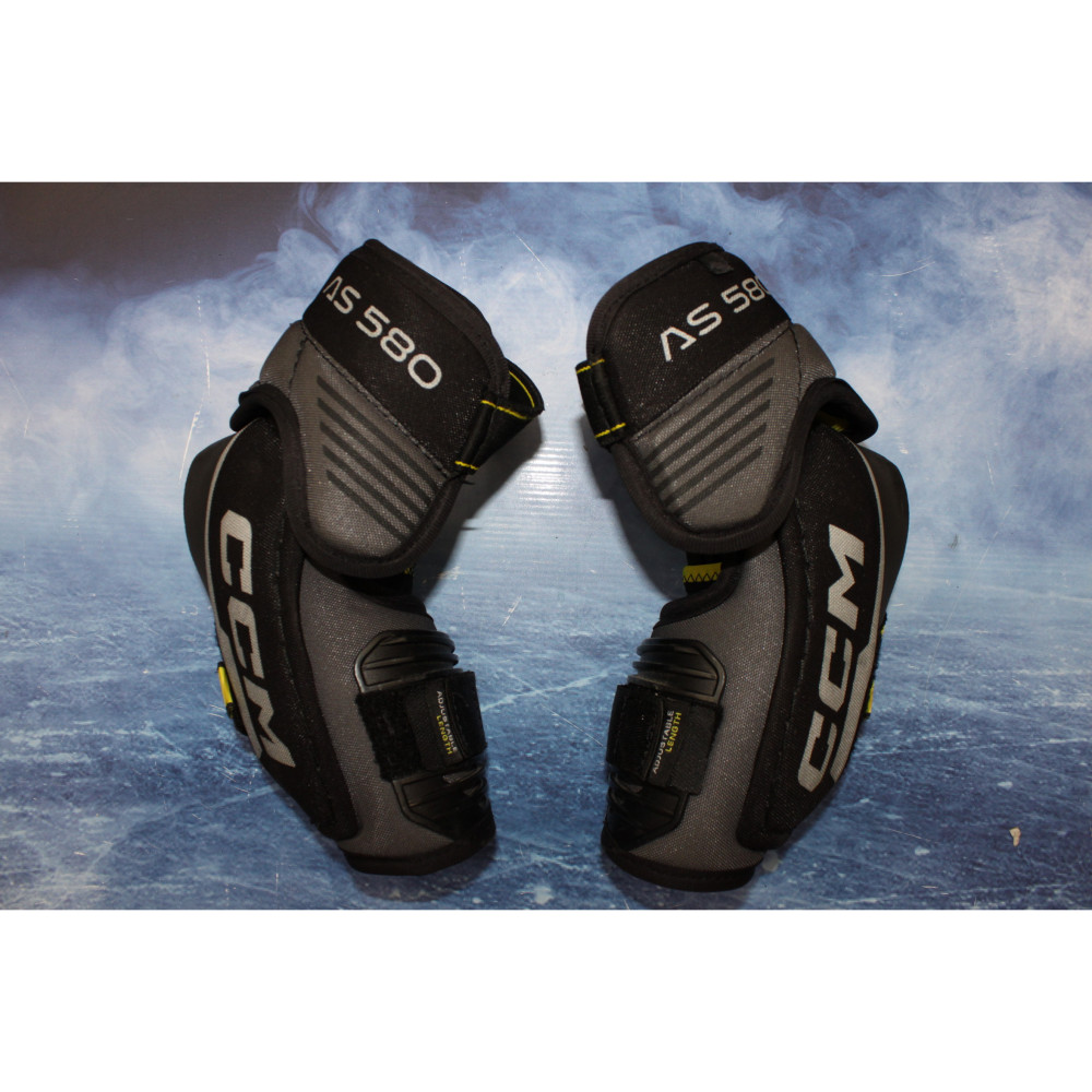 CCM TACKS AS580 KYYNÄRSUOJAT JR-L