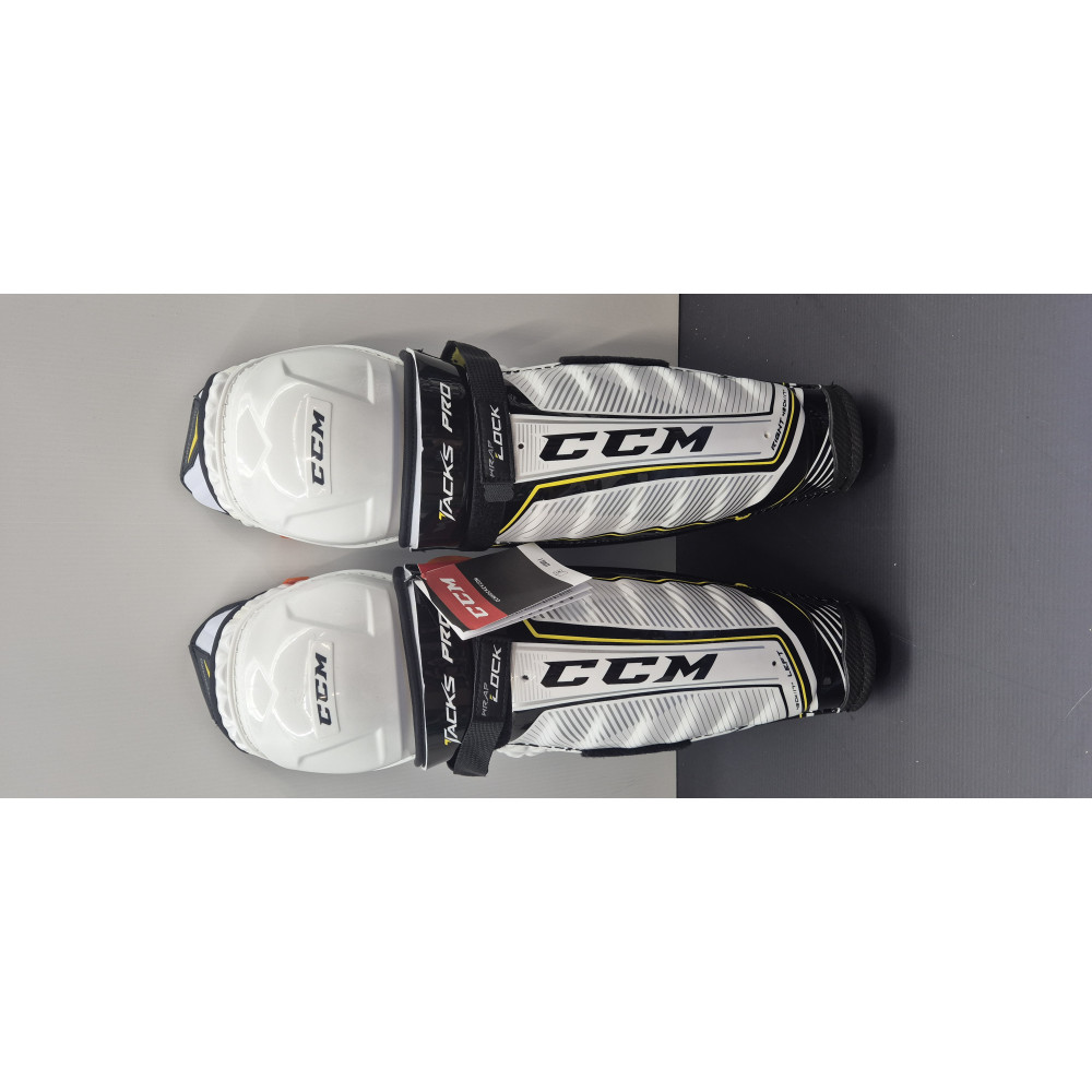 CCM TACKS PRO POLVISUOJAT 17"