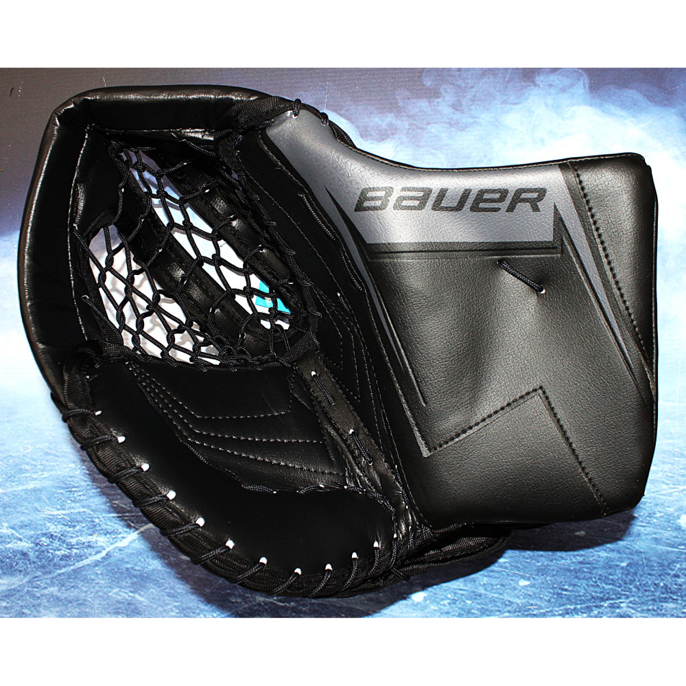S25 BAUER SV-PRO RÄPSÄ INT MUSTA OIKEAAN KÄTEEN FULL RIGHT