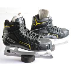 CCM Super Tacks 9370 goalie skates 37.5 D (4) 